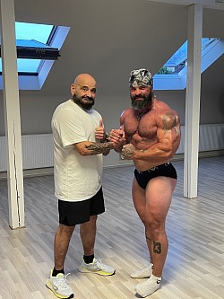 Jury Kruber in Vorbereitung zum NPC Mr. Olympia